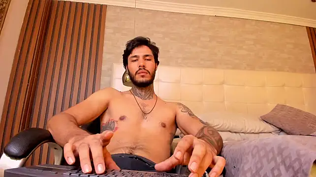 JacksonGreenn live cam preview
