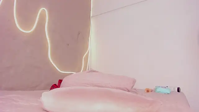 Loly_pups webcam