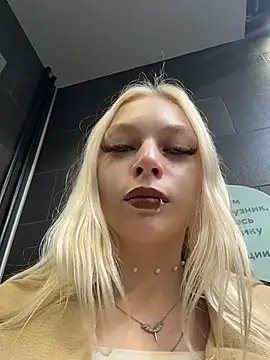 AngelinaTous