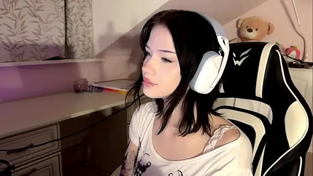 Lisa（HollieMadrueno）