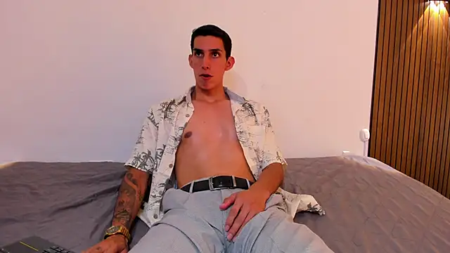 Phillip_Jr live sex cam