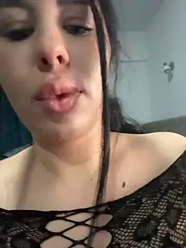 DaianaKimberly live cam on StripChat