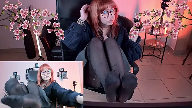 lanafitch webcam stripchat model stream image