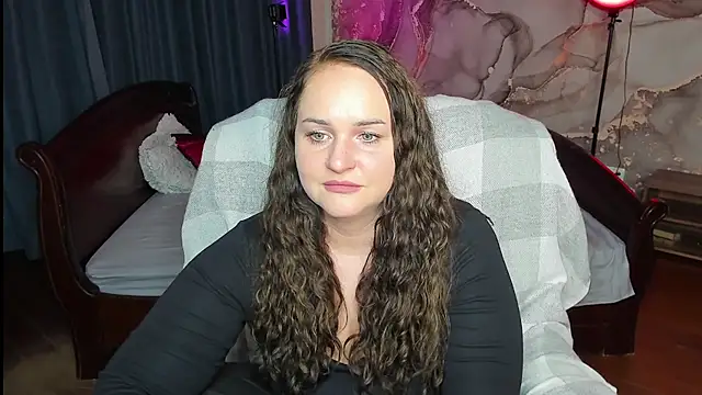 Chorna_Rouse live cam preview