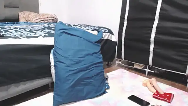 Sharloth_milf