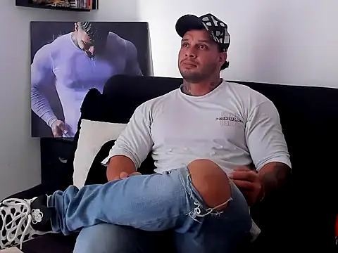 MarckMathews live cam on StripChat