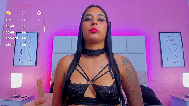 charlotte_kisss