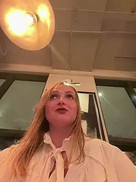 SaintlyRiskyAnnebelle webcam