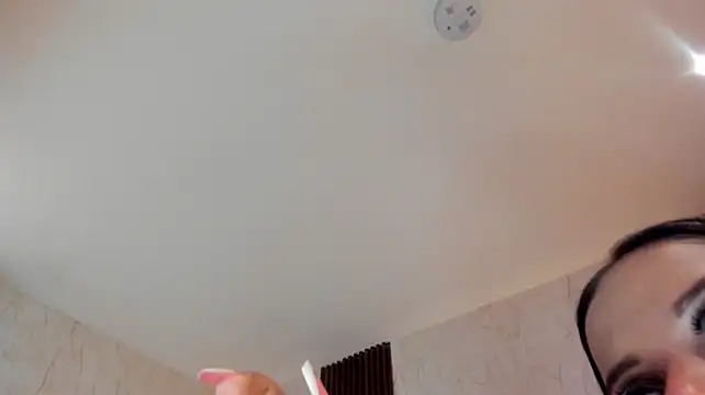 Cari_Voxe