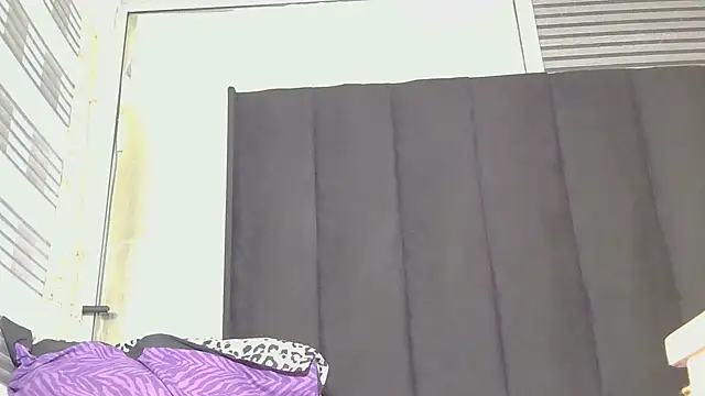catladyxx23 live cam preview