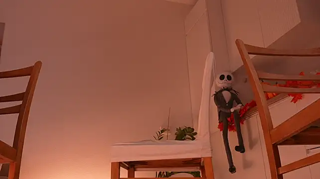 Miablueye live cam preview
