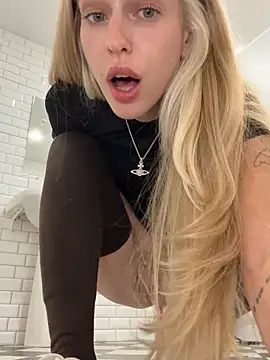 kira_mia