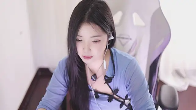 kitty_baby77