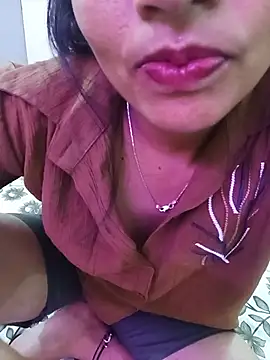 Priyanka_rawat1 live cam preview