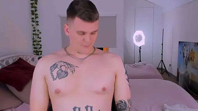 HotVanee