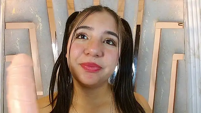 Biancasweet_cs webcam stripchat model stream image