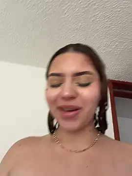 ChloeCollins__ webcam