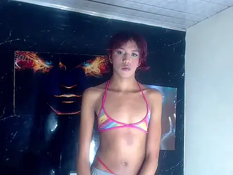 Andrea_Darianny live cam on StripChat