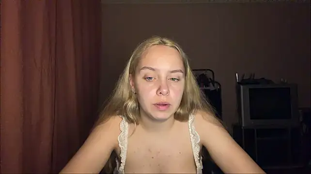Flaffy_Bombyy