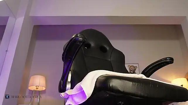 charlotte__grey