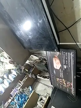 Aww21