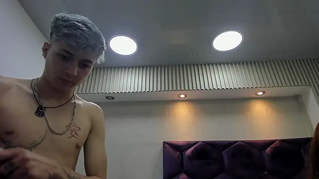 Ari_Stonne