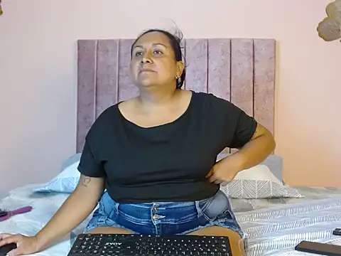 valen_valey live cam preview
