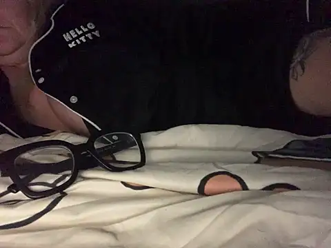LilMissPeachy live cam preview