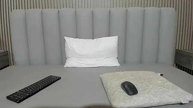 lulu_fuller webcam stripchat model stream image