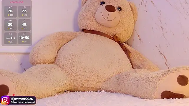 i_am_hannaa webcam stripchat model stream image