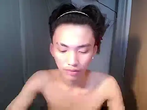 naughtyhot_jemart18 (M twink) - waiting for pvt bby i will make u hard