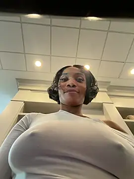 ___Nessa webcam