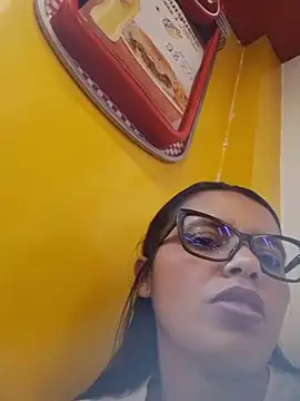 selena_foxy