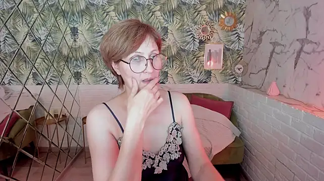 Paris_Cherry live cam preview