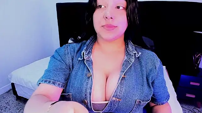 dullce77 webcam stripchat model stream image