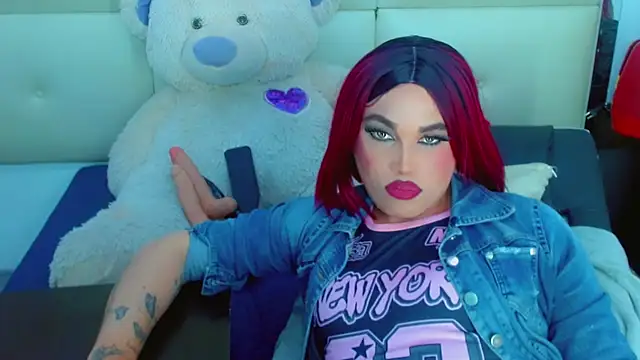 NharaBigCock live sex cam