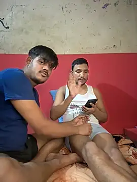Webcam porno en directo de BiggerDickGuy