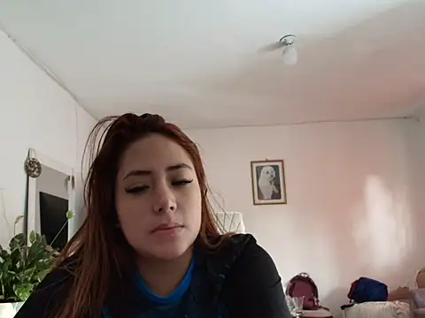 MilenaLuxe webcam stripchat model stream image