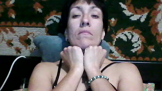 SunnyAmorre live sex cam