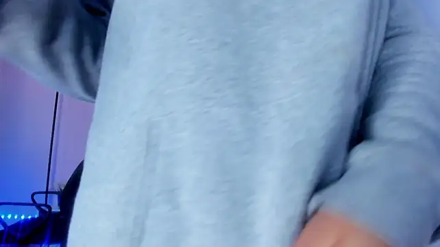 Melody_Brm live cam preview