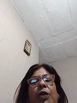 mileesha live cam preview