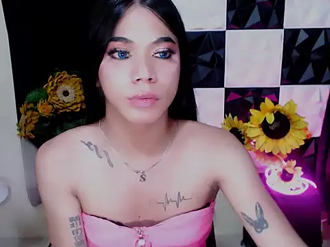 VOLKOVAx live sex cam