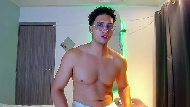 Kris_Khalifa69