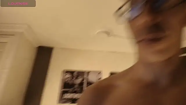 FalconTeam89 live cam on StripChat