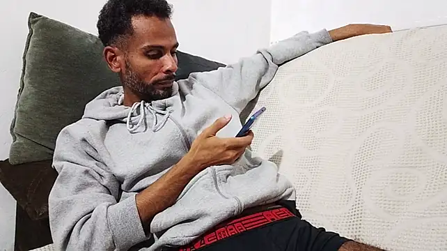 BlackAlphaPrime live cam on StripChat