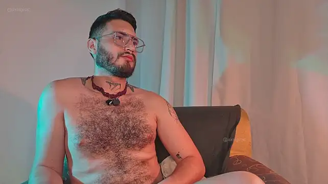 axel_giracr