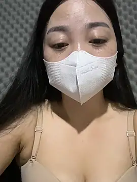 lana-kan live cam on StripChat