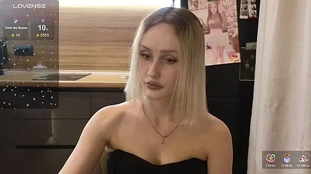 Bella_Villen live cam on StripChat