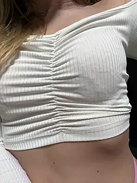 Bionda_Giulyy00