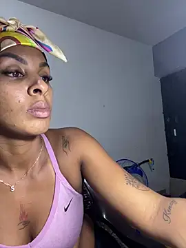 julixxx22 webcam